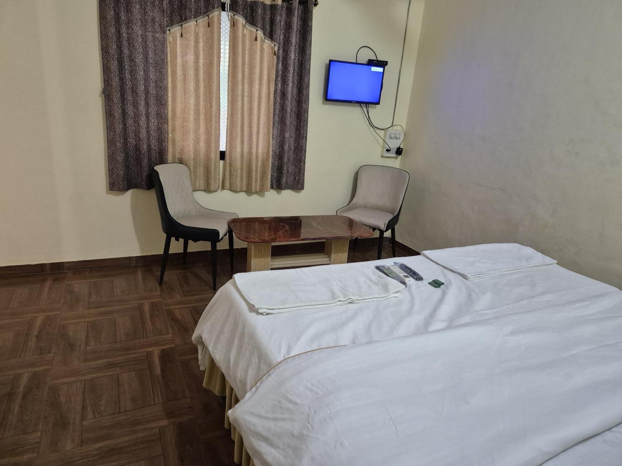 Humming Bird Beach Resorts Alibag Exterior photo